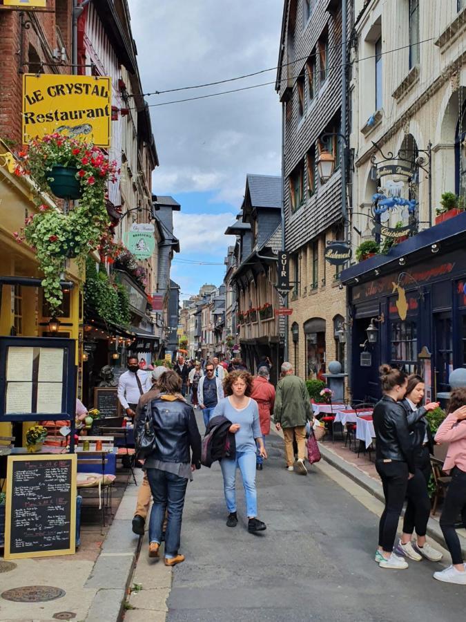 L Haute Du Gouverneur Honfleur Bagian luar foto